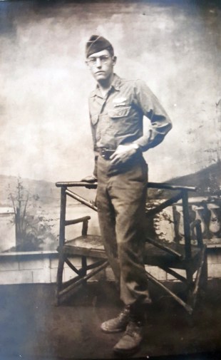 brackett-single-guy-standing